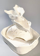 GOLD FLECK TABLE TOP WATERFALL