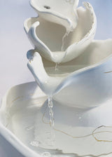 FLOATING BEE TABLE TOP WATERFALL