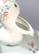 FLORAL TABLE TOP WATERFALL